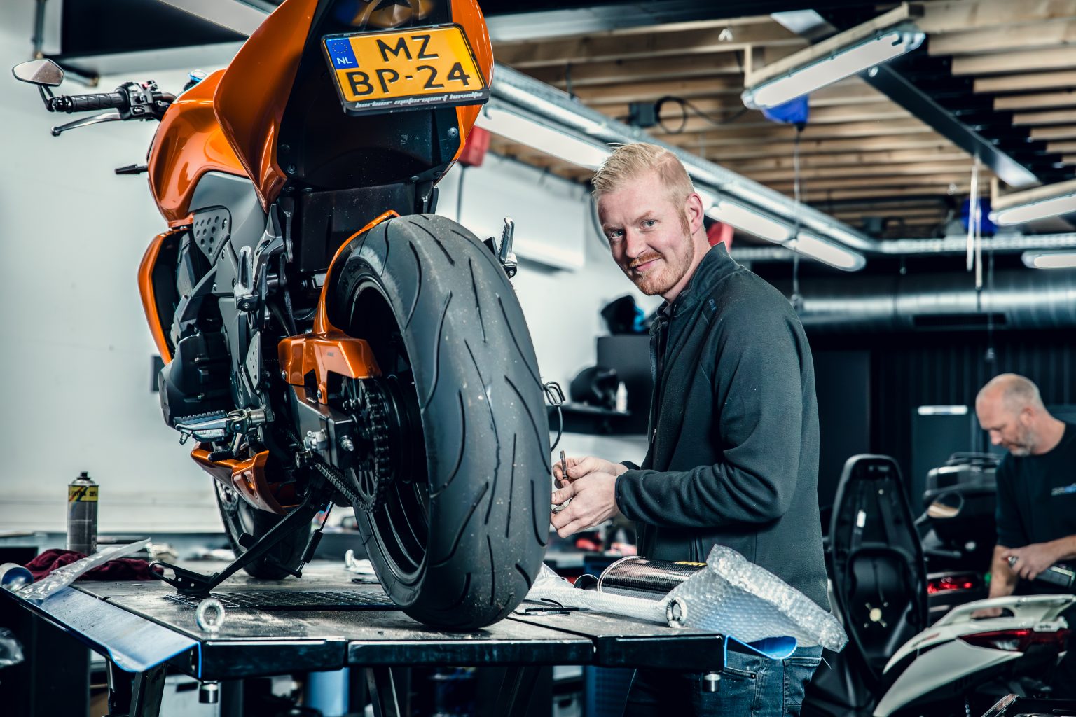 Aan het werk bij Motoveda